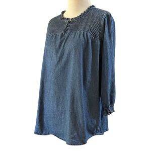 JW STYLE SMOCKED CHAMBRAY THREE QUARTER SLEEVE PEASANT TOP BLUE SIZE SMALL